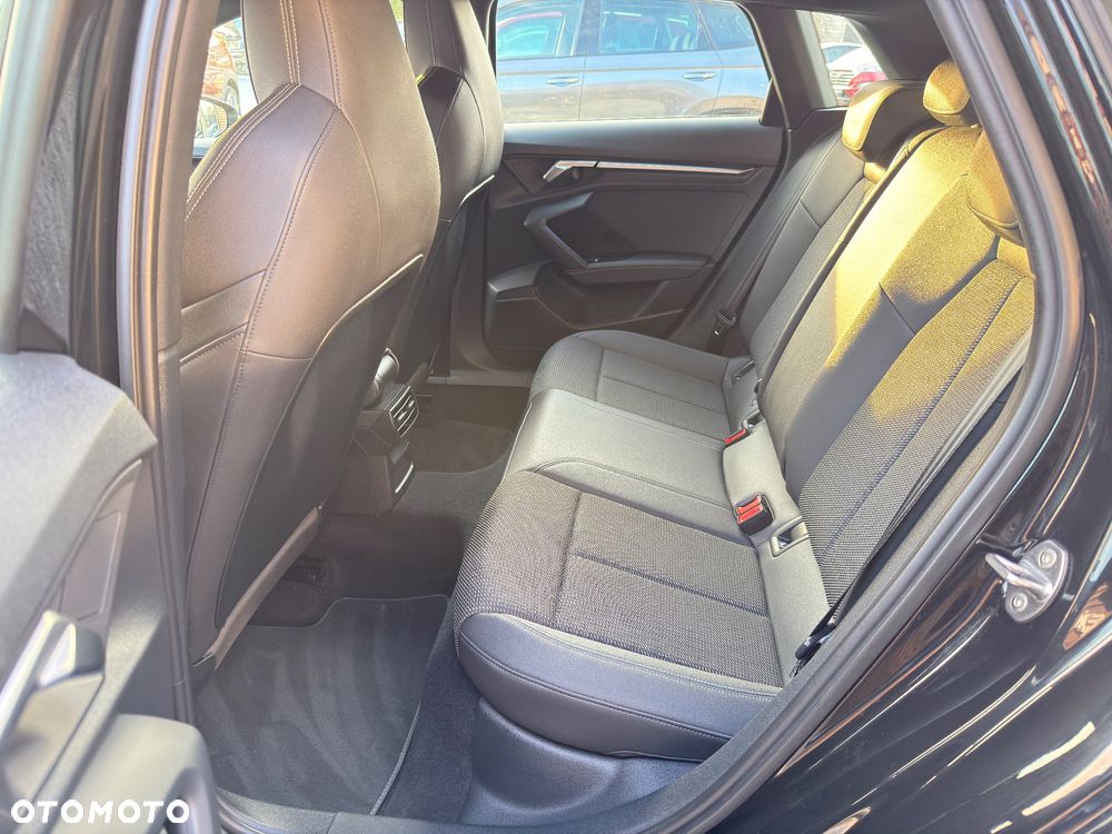 Audi A3 Sportback TFSI 110 kW ack S tronic S line - 16