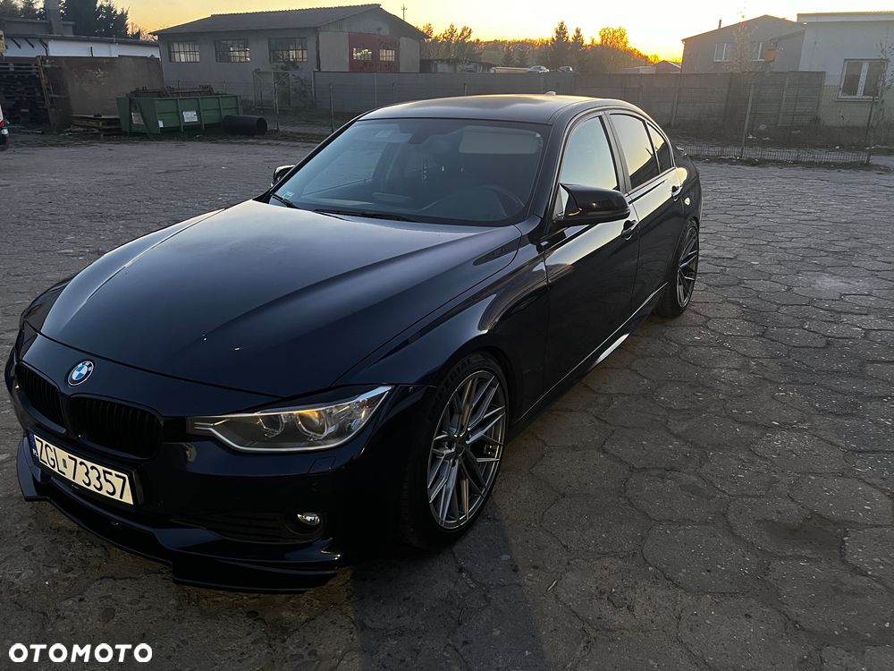 BMW Seria 3 320d - 10
