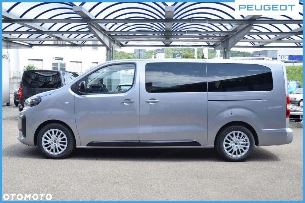 Peugeot Traveller - 4