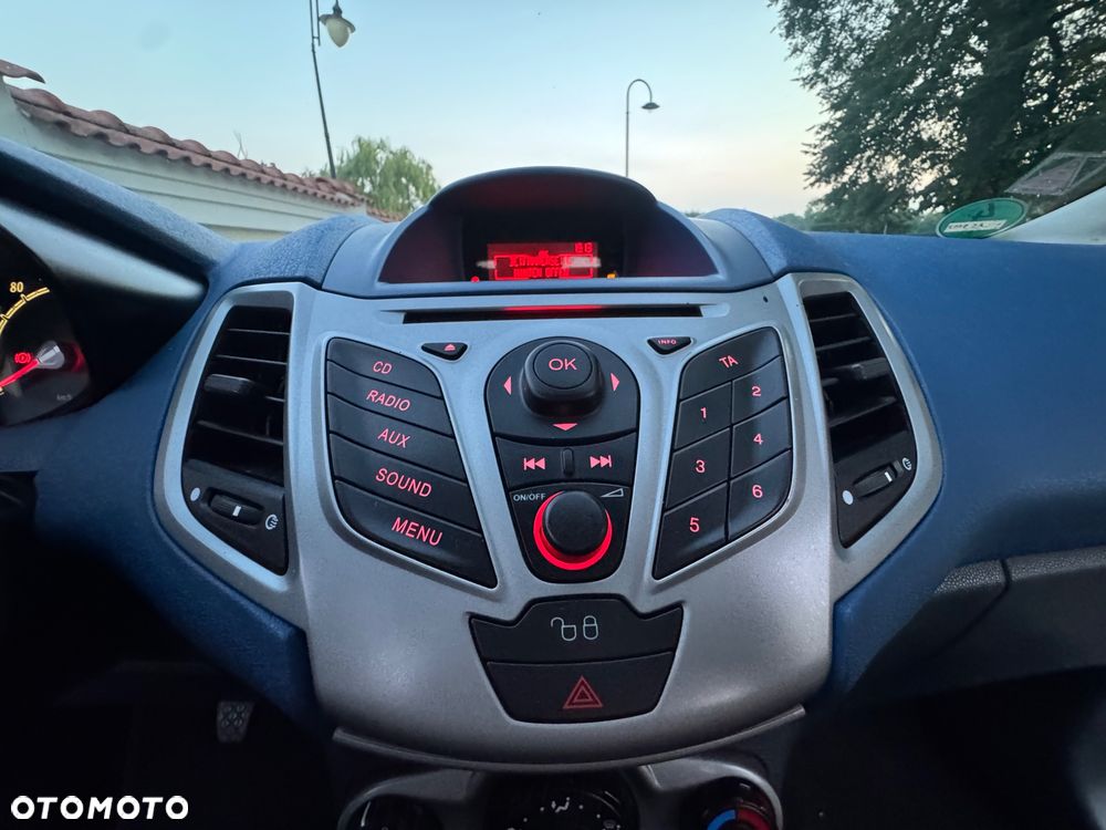 Ford Fiesta - 13