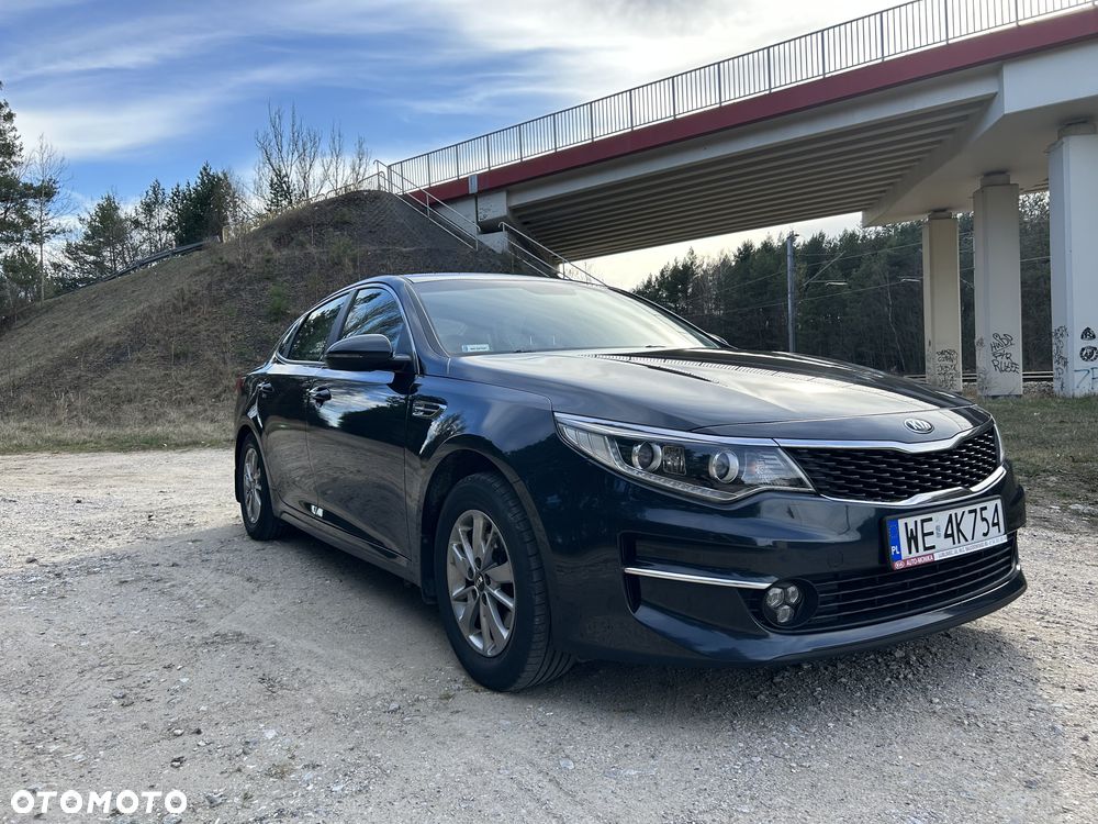 Kia Optima 2.0 M - 13