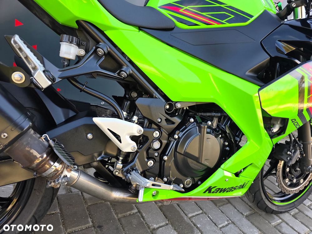 Kawasaki Ninja 400 - 23