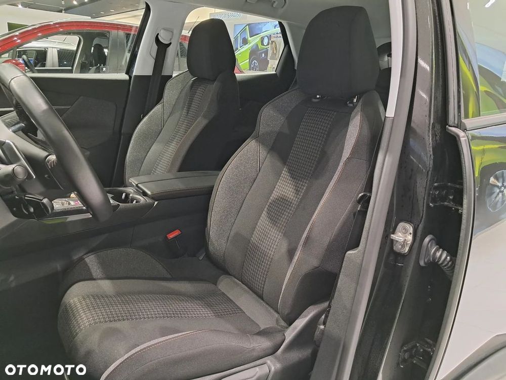 Peugeot 3008 1.2 PureTech Active Pack S&S EAT8 - 13