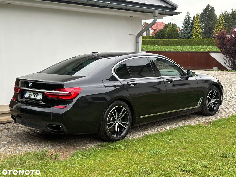 BMW Seria 7 740d xDrive - 2