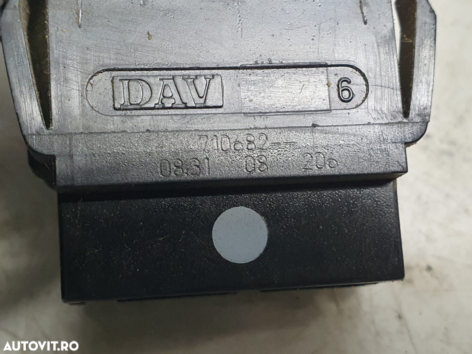 Buton 710682 Dacia Logan 1 [facelift] [2007 - 2012] - 2