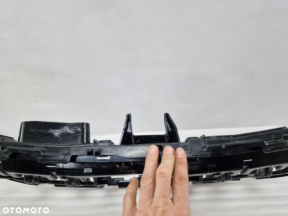 MERCEDES EGA W243 STELAŻ / WZMOCNIENIE ATRAPY / GRILLA PRZEDNIEGO PRZÓD , NR A243880600 , NR AUKCJI WGN6 - 8