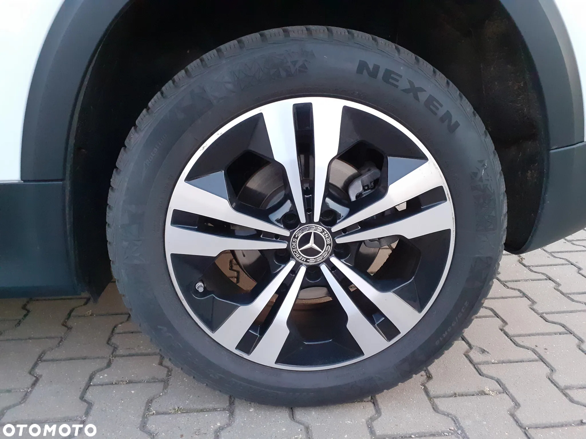 Mercedes-Benz GLB 200 Progressive 7G-DCT - 12