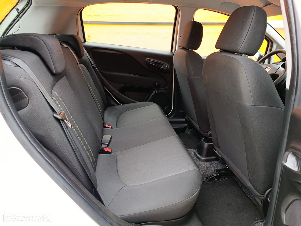 Fiat Punto 1.2 Young II S&S - 9