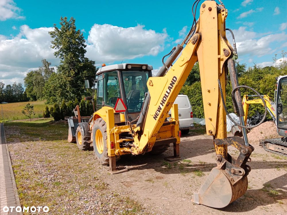 New Holland LB95B - 5
