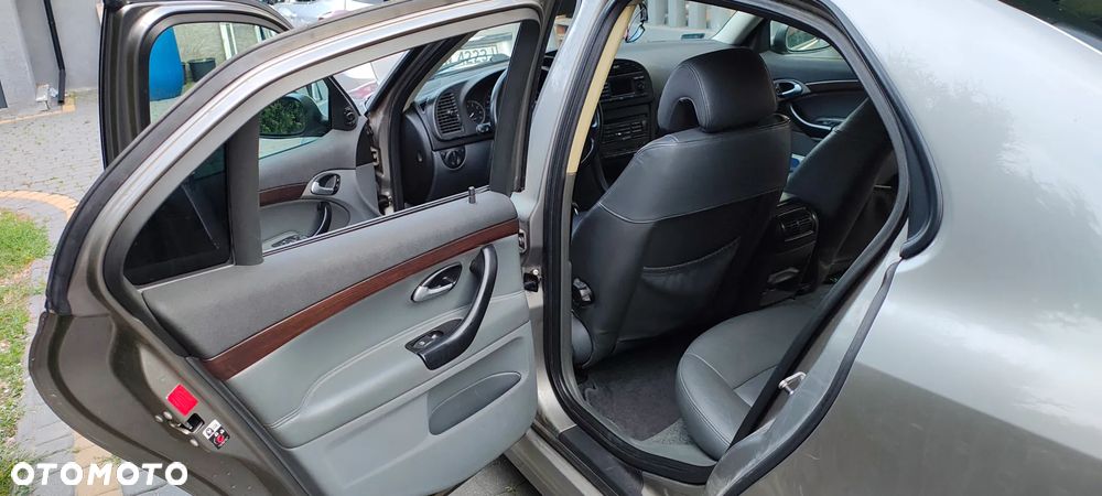 Saab 9-3 - 18