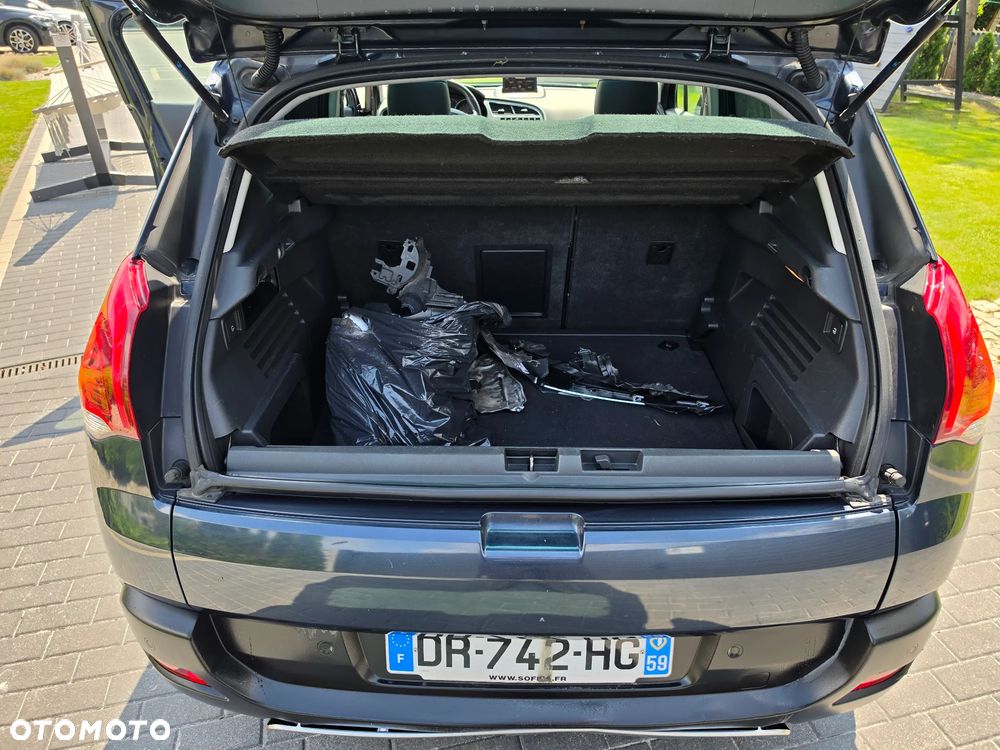 Peugeot 3008 2.0 HDi Allure - 17