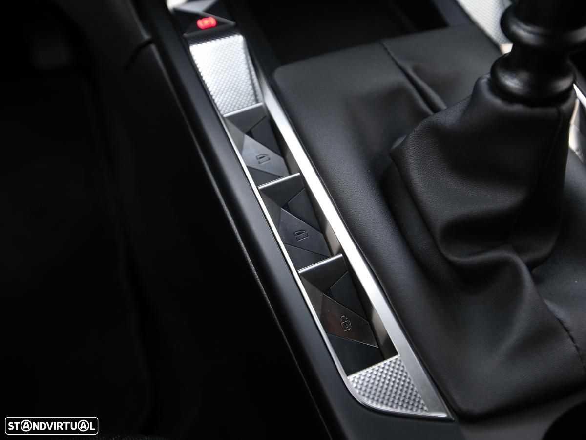 DS DS3 PureTech 100 BASTILLE - 16