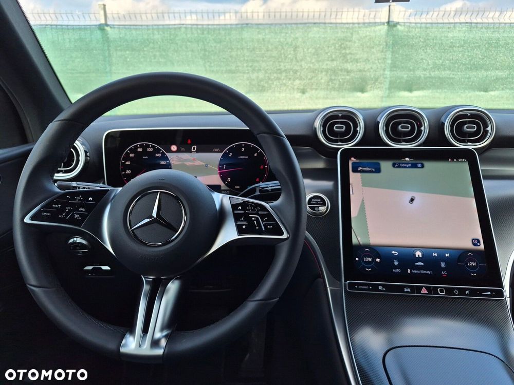 Mercedes-Benz GLC - 22