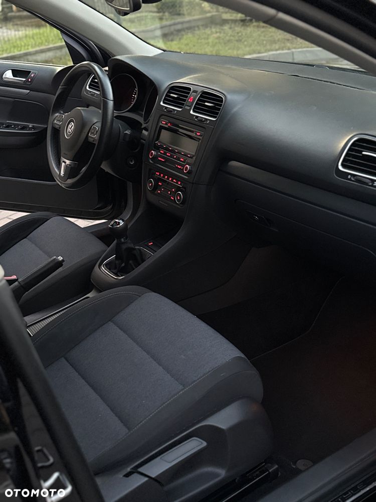 Volkswagen Golf 1.6 TDI DPF Style - 18