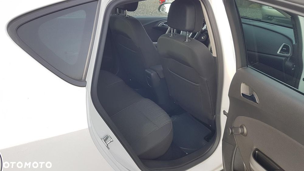 Opel Astra 1.4 Turbo Active - 30