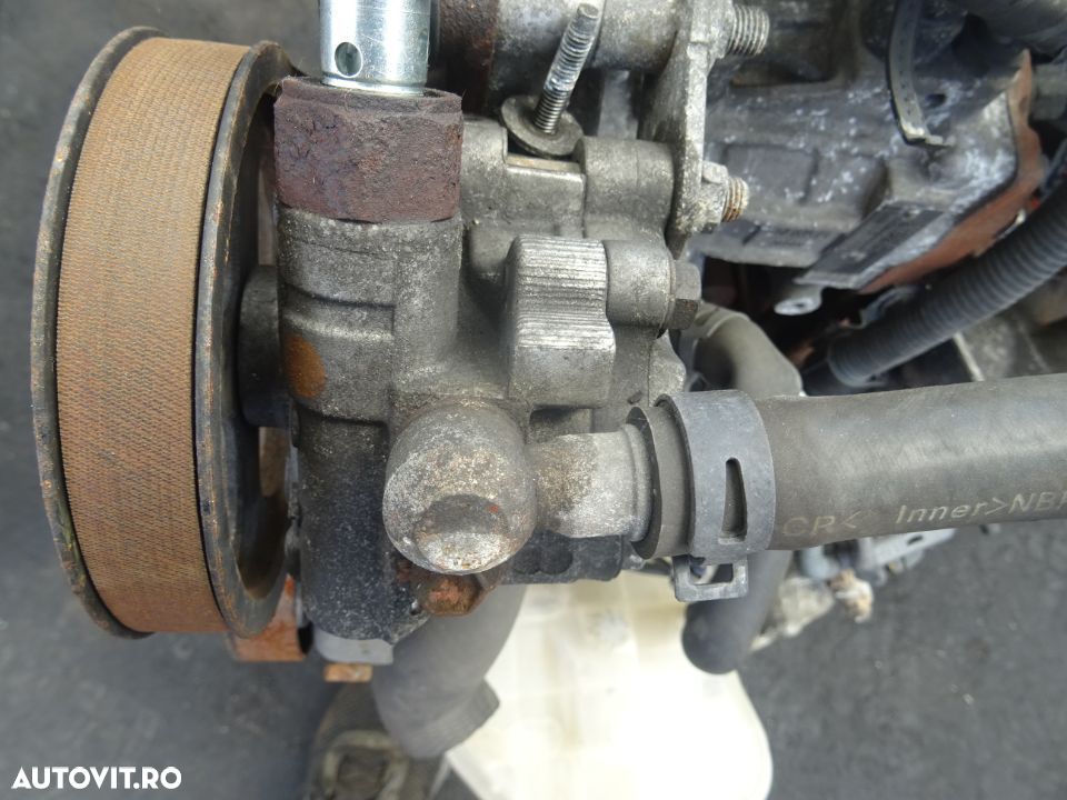 Vand Pompa Servo Toyota RAV 4 2.0 Diesel din 2004 - 1