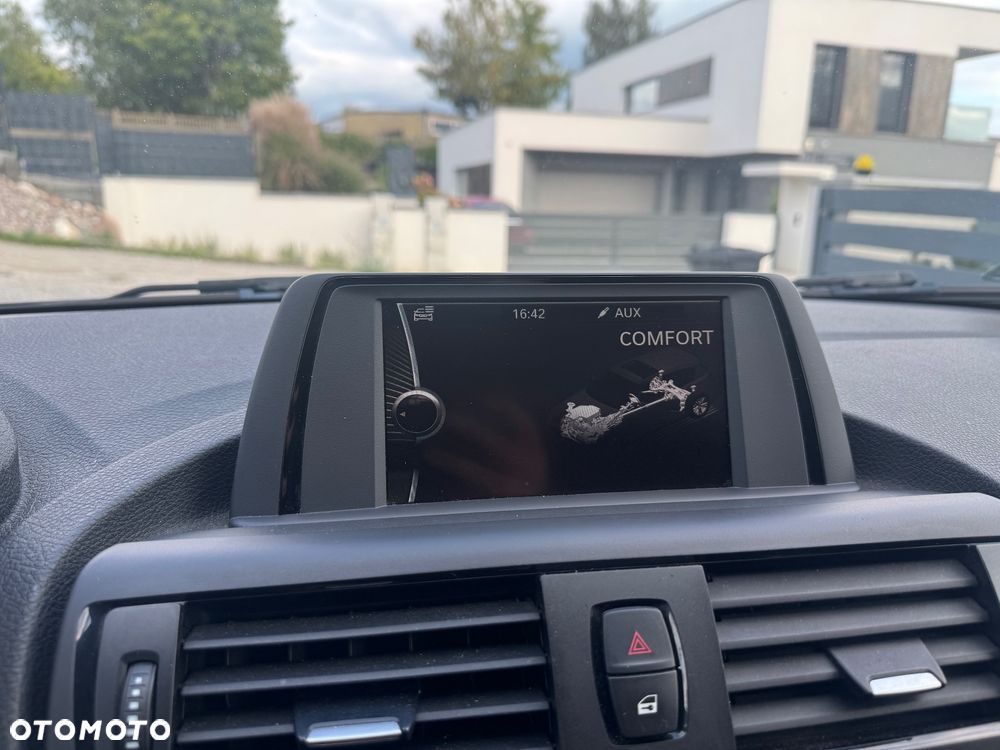 BMW Seria 1 - 10