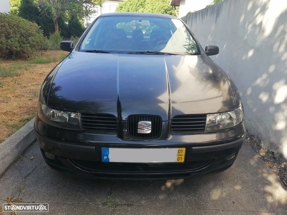 SEAT Leon 1.6 16V Signo - 3