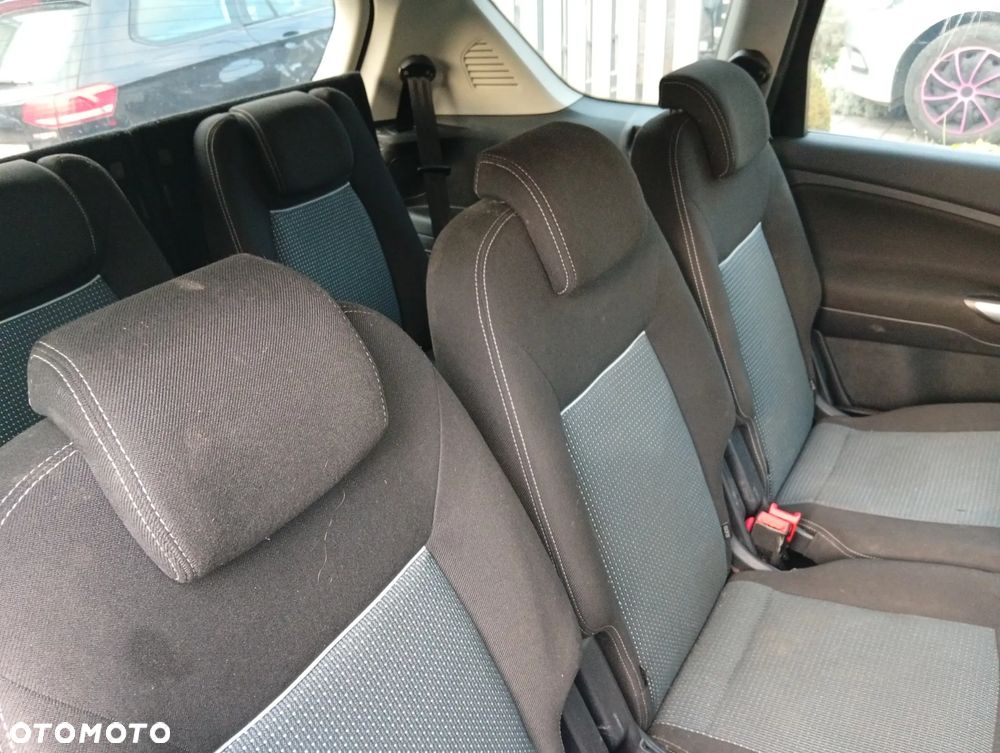 Ford S-Max 2.0 TDCi Trend - 16