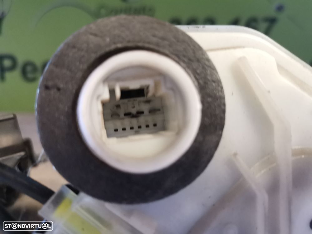 C1 / 108 FECHADURA PORTA TRÁS DIREITA - F147 - 4