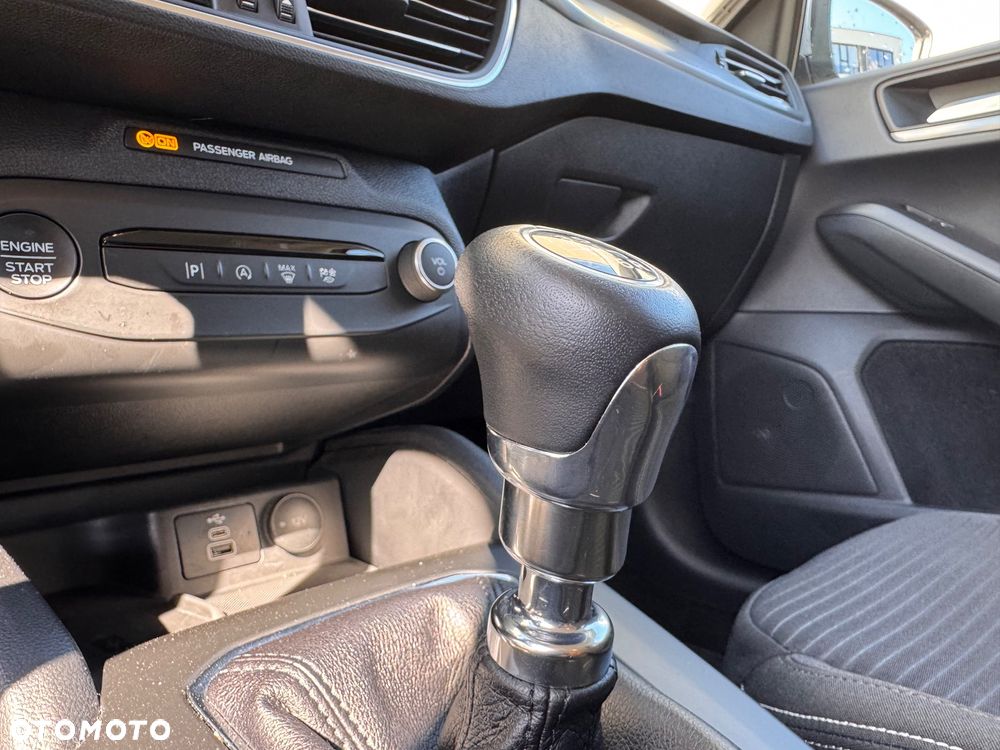 Ford Focus 1.0 EcoBoost Titanium Style - 24