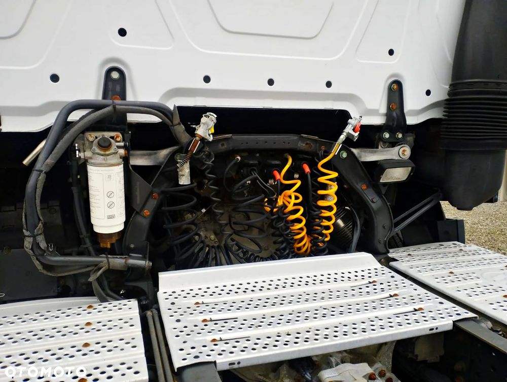 Mercedes-Benz Actros 1845 - 11