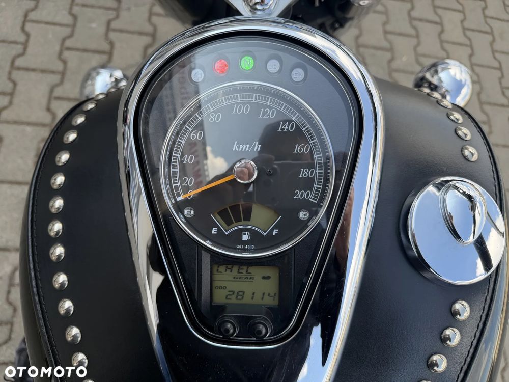 Suzuki VL 800 Volusia - 15