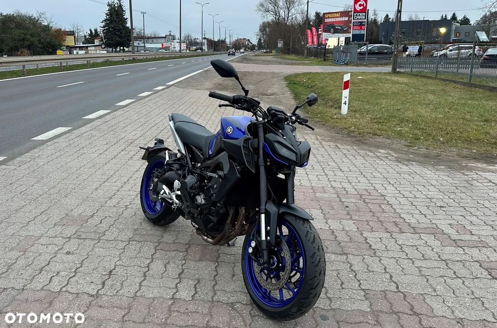 Yamaha MT - 8