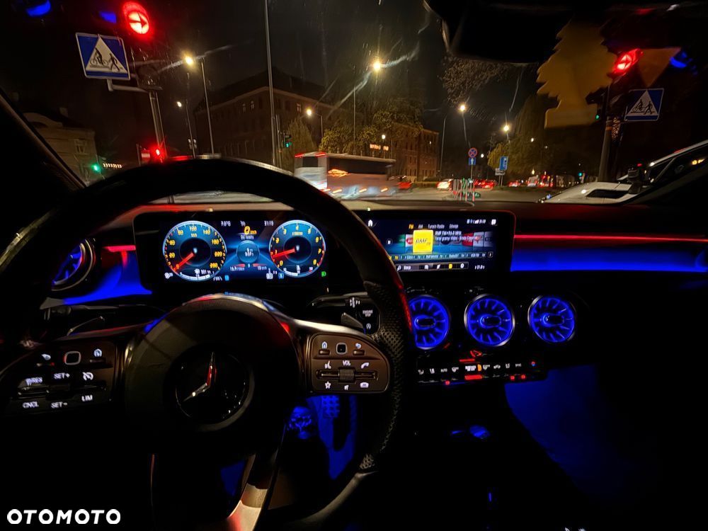 Mercedes-Benz Klasa A 200 AMG Line 7G-DCT - 4