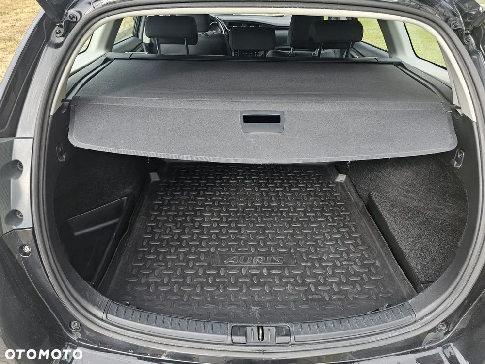 Toyota Auris - 32