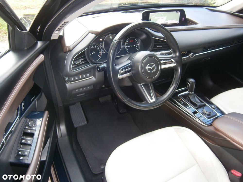 Mazda CX-30 - 11