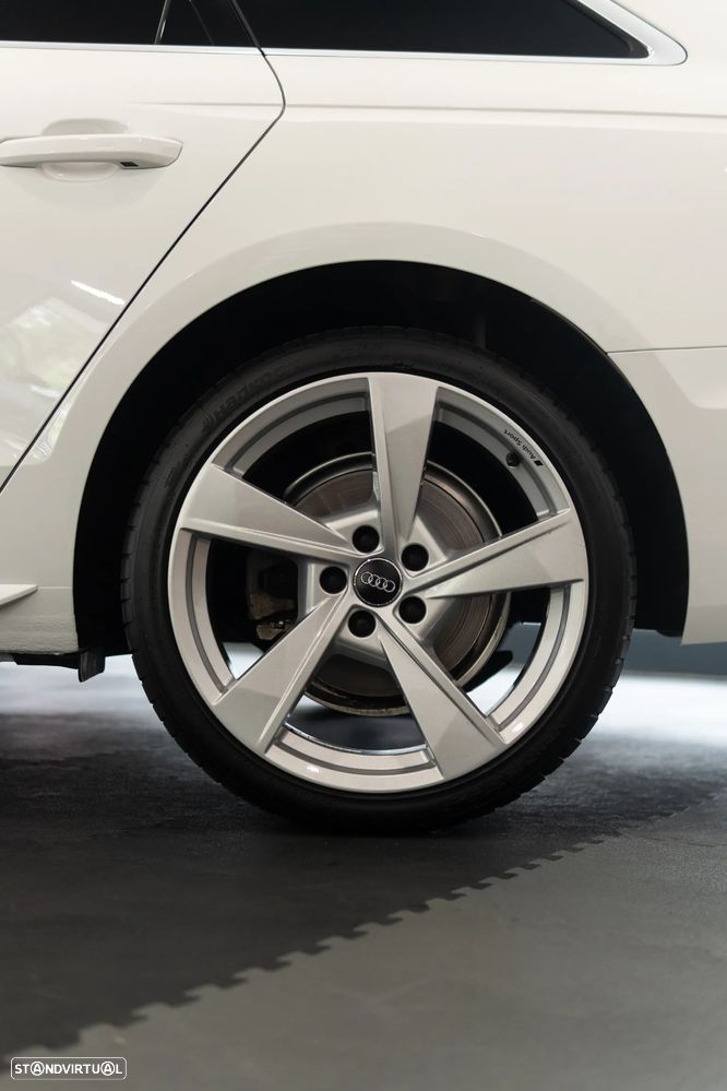 Audi A4 40 TDI quattro S line S tronic - 15