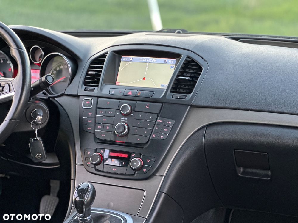 Opel Insignia - 27