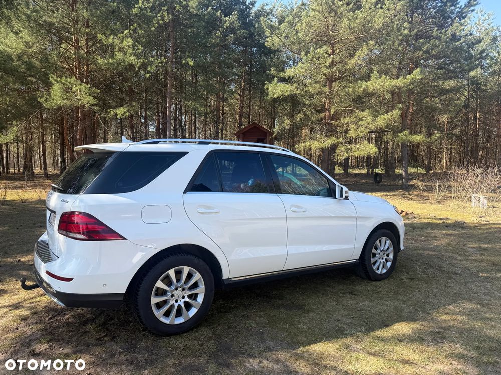 Mercedes-Benz GLE 250 d 4-Matic - 3