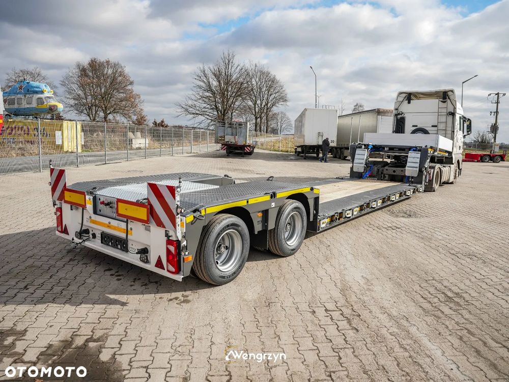 MAX Trailer 2 osiowy tiefbett, lowbed, zawieszenie pneumatyczne - 10