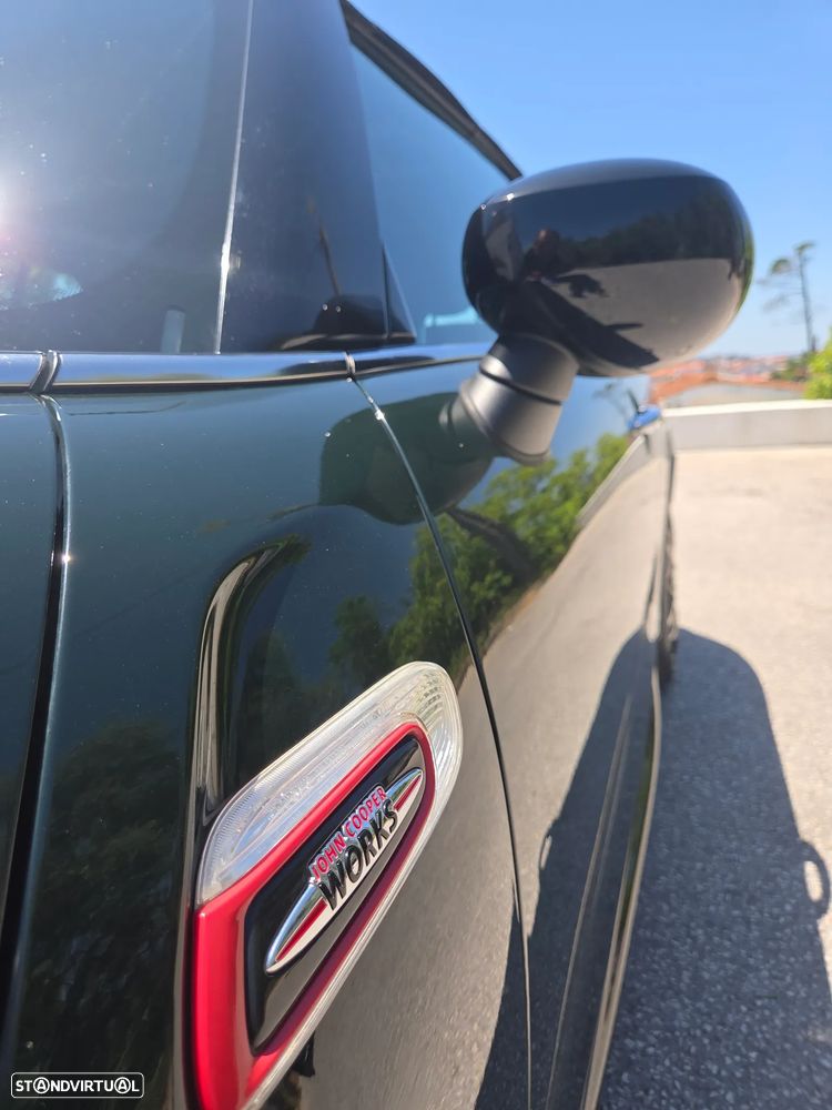 MINI Cabrio John Cooper Works - 20