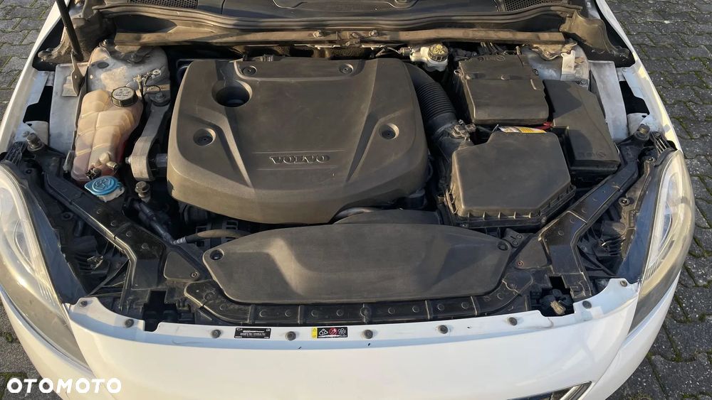 Volvo V40 D4 Inscription - 7