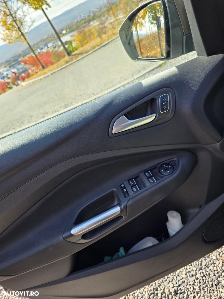 Ford C-Max 1.5 EcoBoost Start Stop Titanium - 17