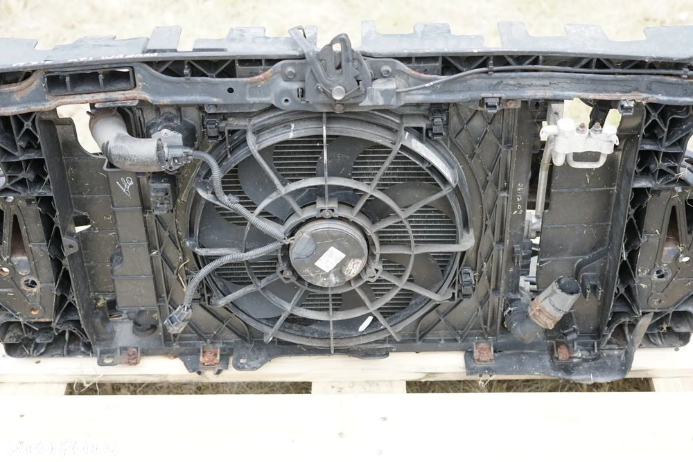 Pas przedni kompletny Hyundai i20 I 1.2 Benzyna - 9
