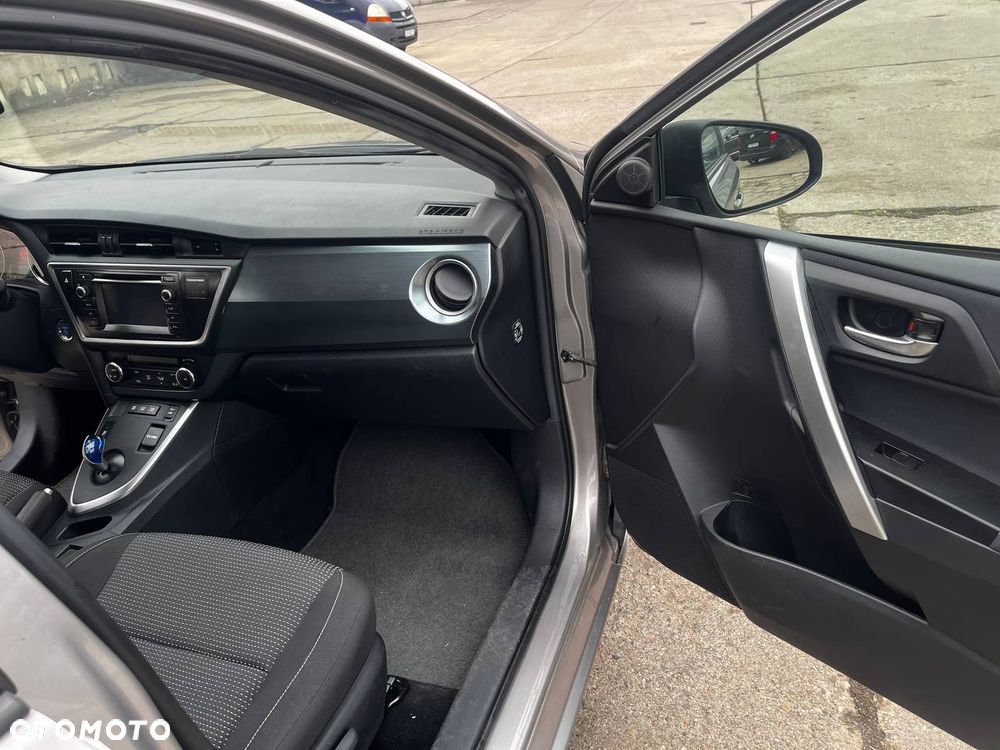 Toyota Auris - 6
