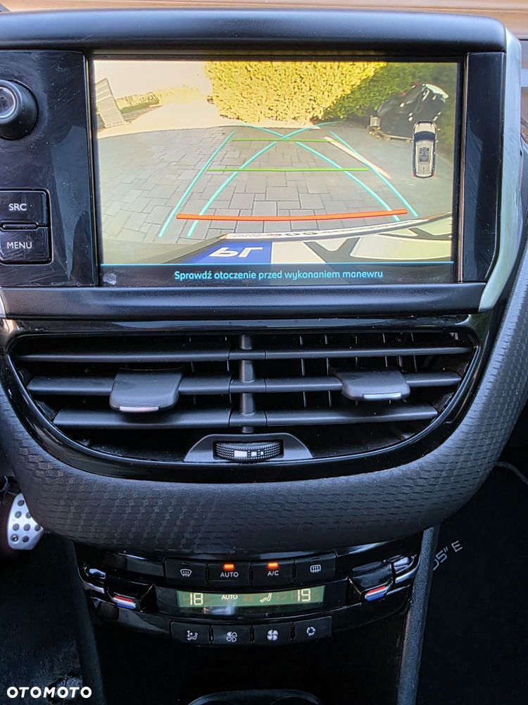 Peugeot 2008 - 20