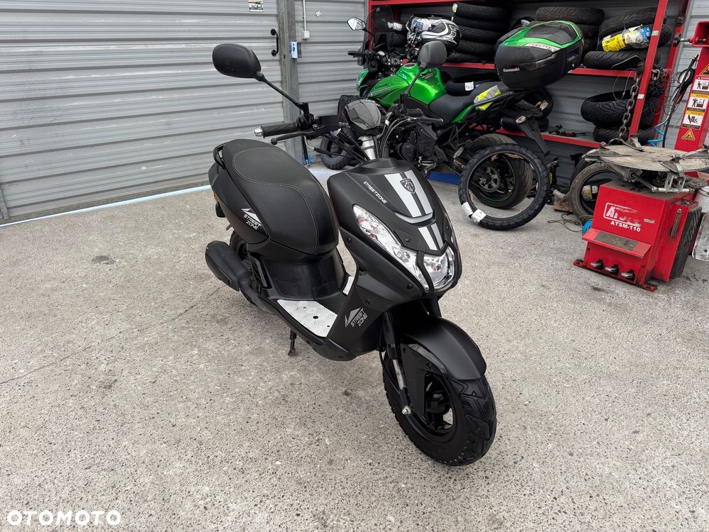 Peugeot Street Zone - 1