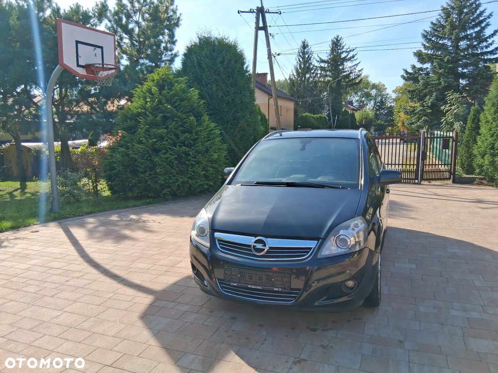Opel Zafira - 17