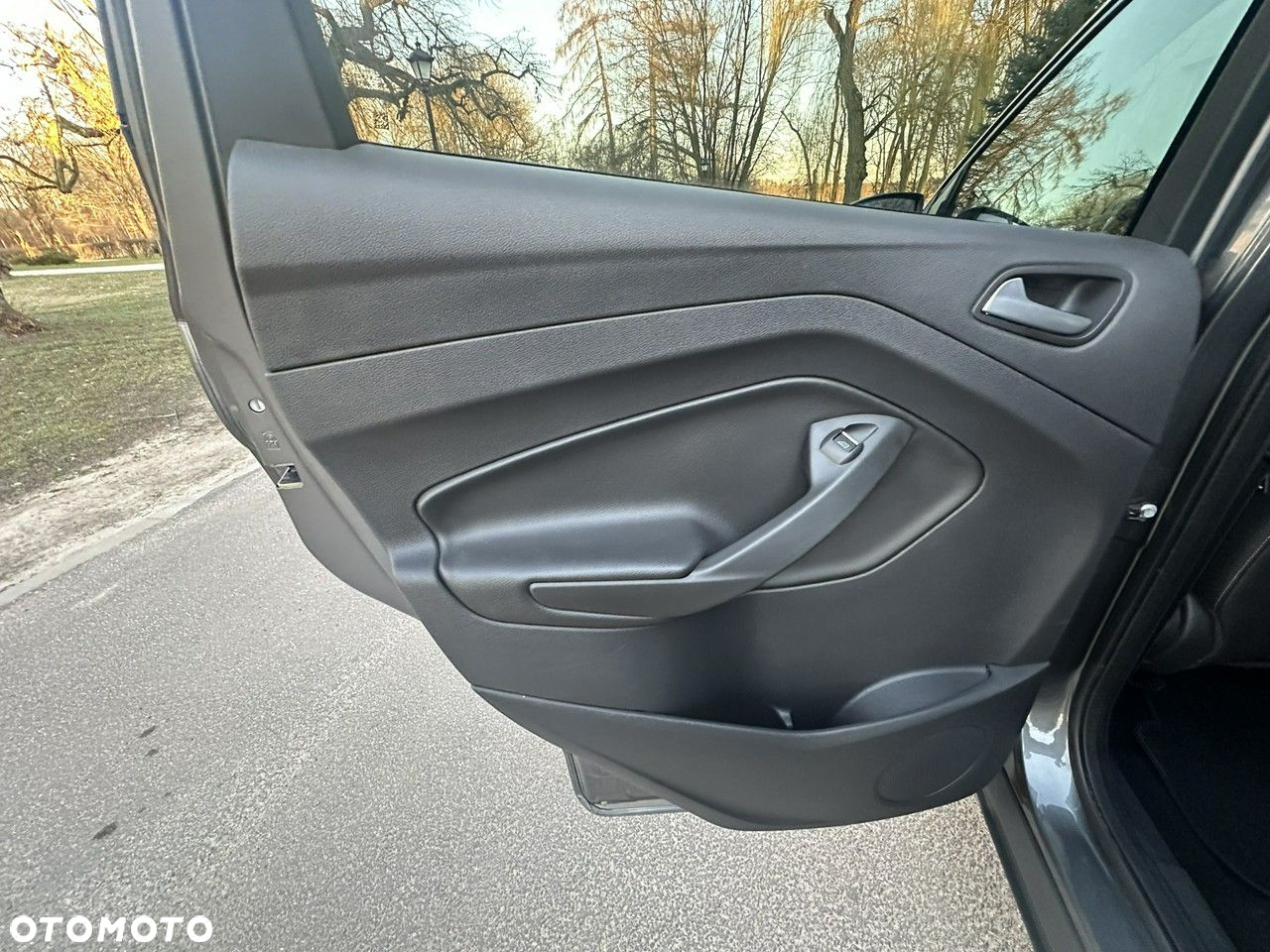 Ford Kuga - 21