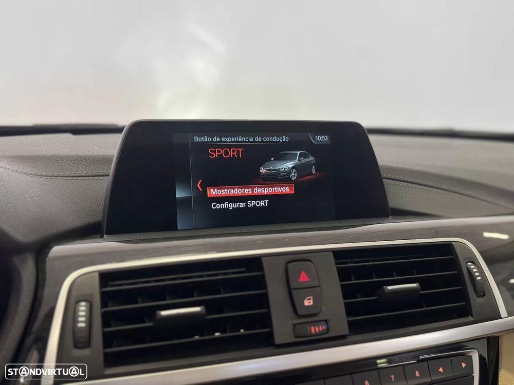 BMW 330 e iPerformance Line Luxury - 43