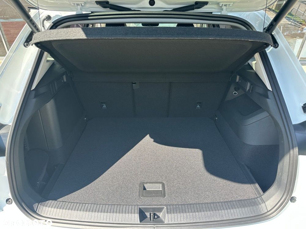 Volkswagen Tiguan - 26