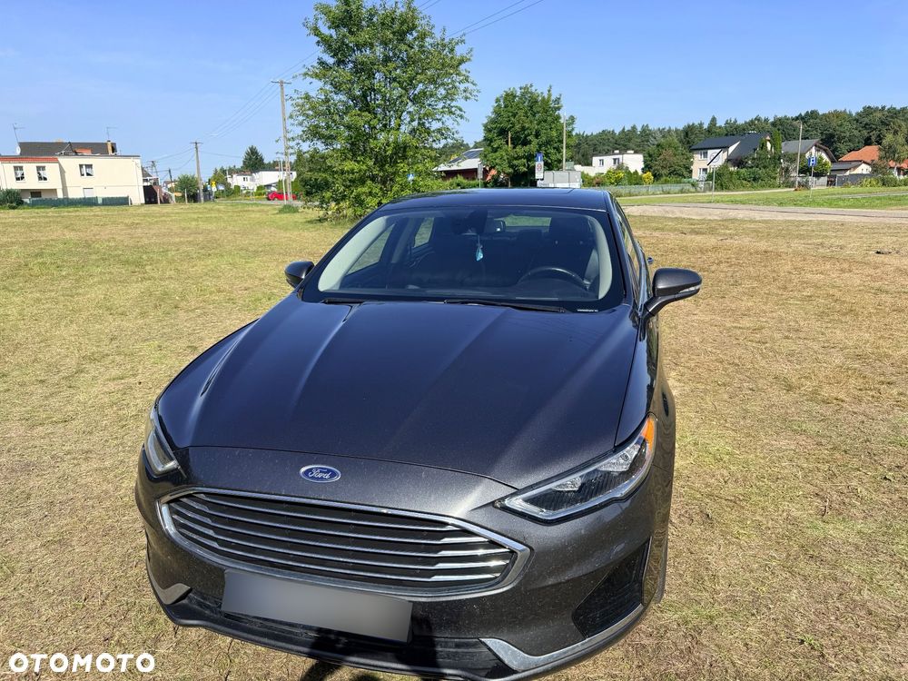 Ford Fusion - 1