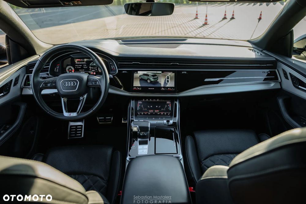Audi SQ8 - 15