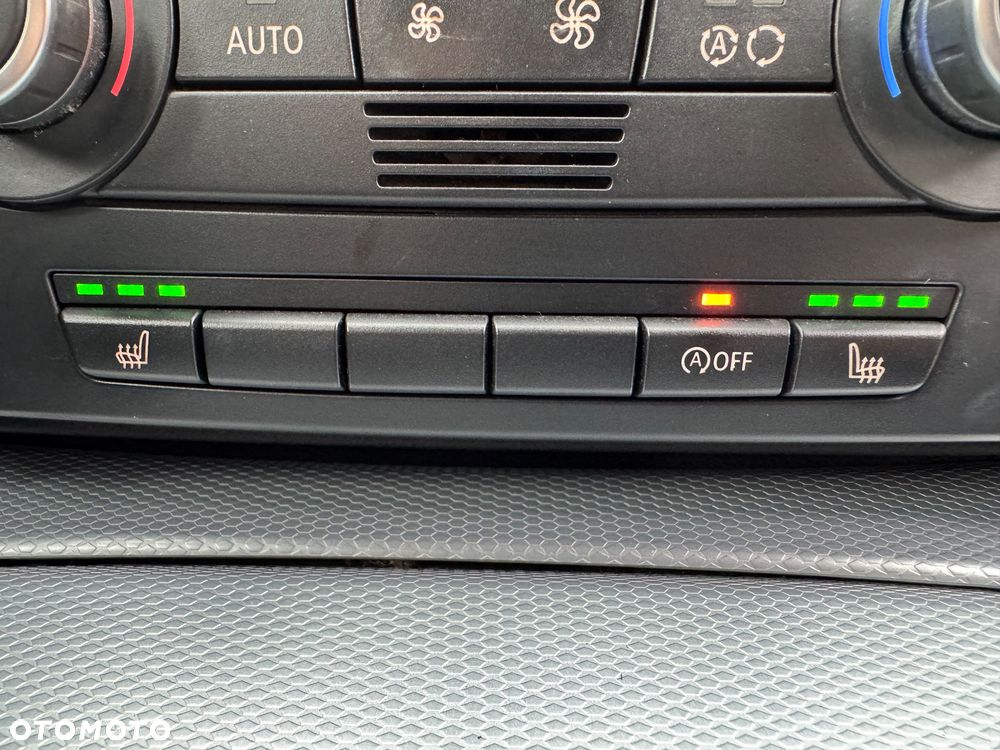 BMW Seria 3 318d M Sport EU6 - 14