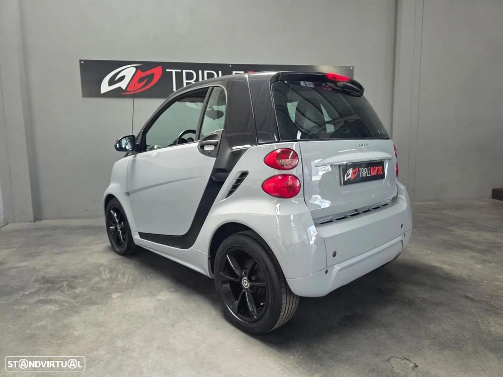 Smart ForTwo Coupé 1.0 mhd Pulse 71 Softouch - 4